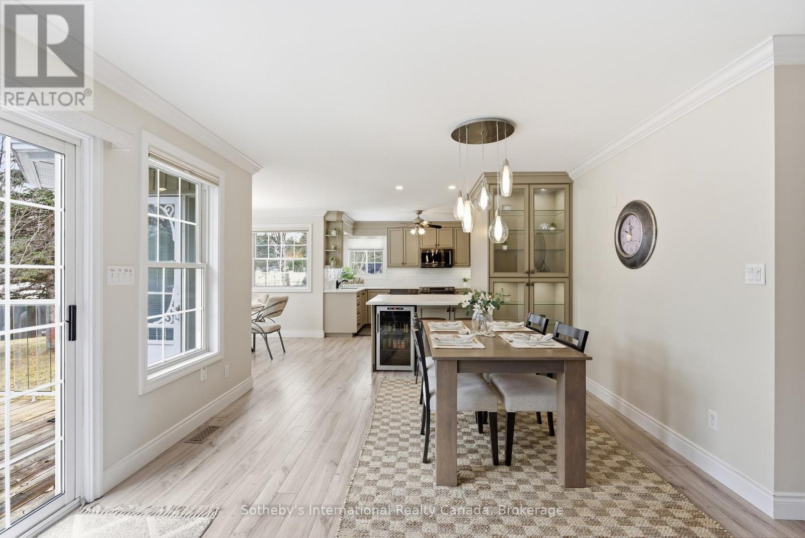 1099 Davis Drive, Gravenhurst, Ontario  P0E 1N0 - Photo 12 - X12955436