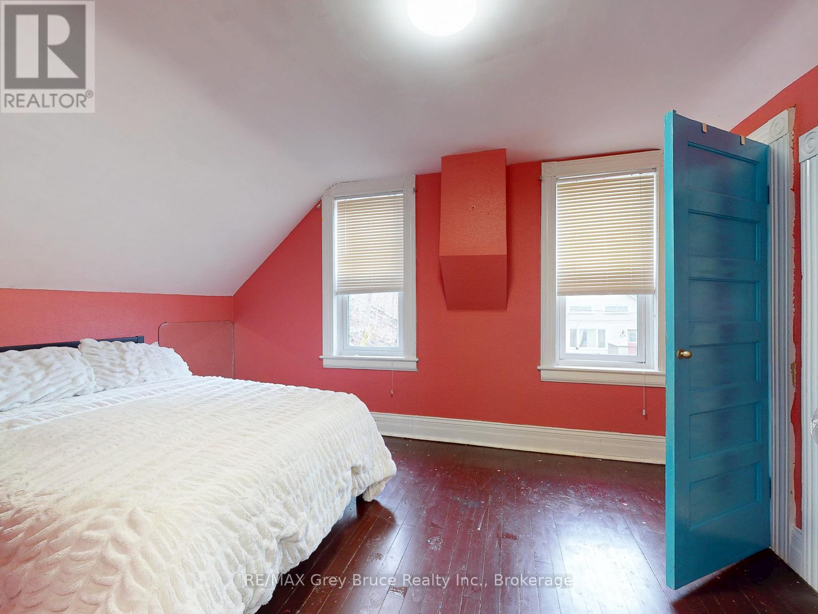 561 17th Street W, Owen Sound, Ontario  N4K 4B6 - Photo 27 - X12955440