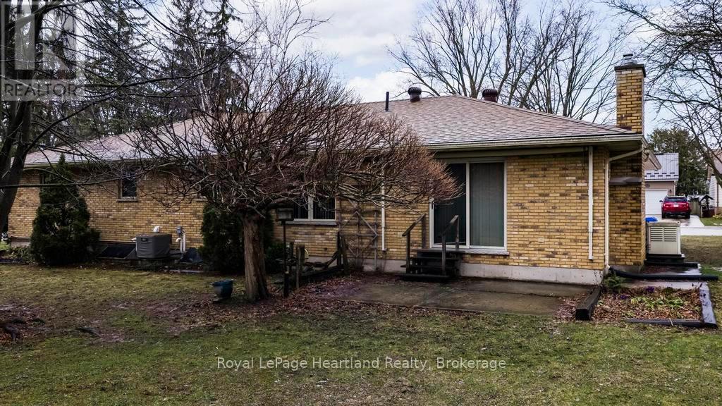 146 Princess Street, Central Huron, Ontario  N0M 1L0 - Photo 32 - X12955578