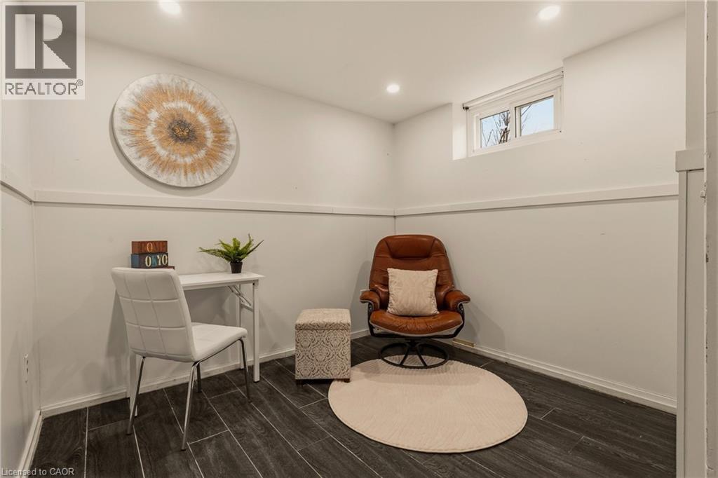 21 Milverton Close, Waterdown, Ontario  L8B 0B1 - Photo 28 - 40813217