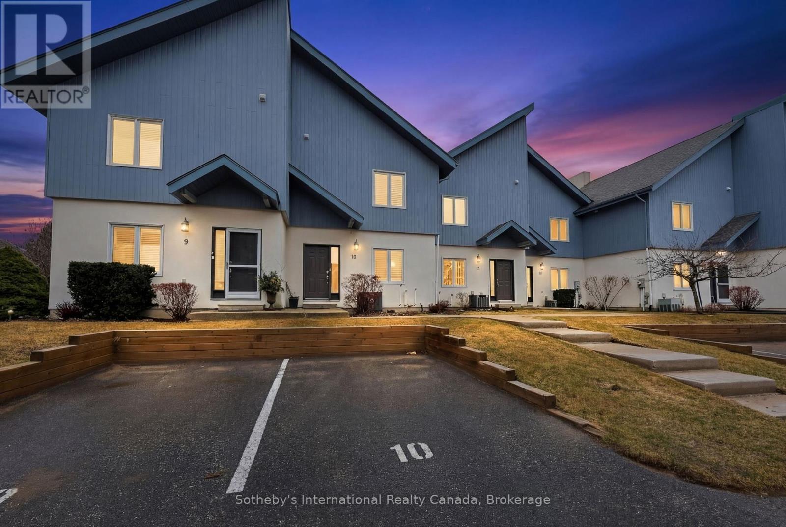 10 - 110 Kellie's Way, Blue Mountains, Ontario  L9Y 0L6 - Photo 2 - X12955934