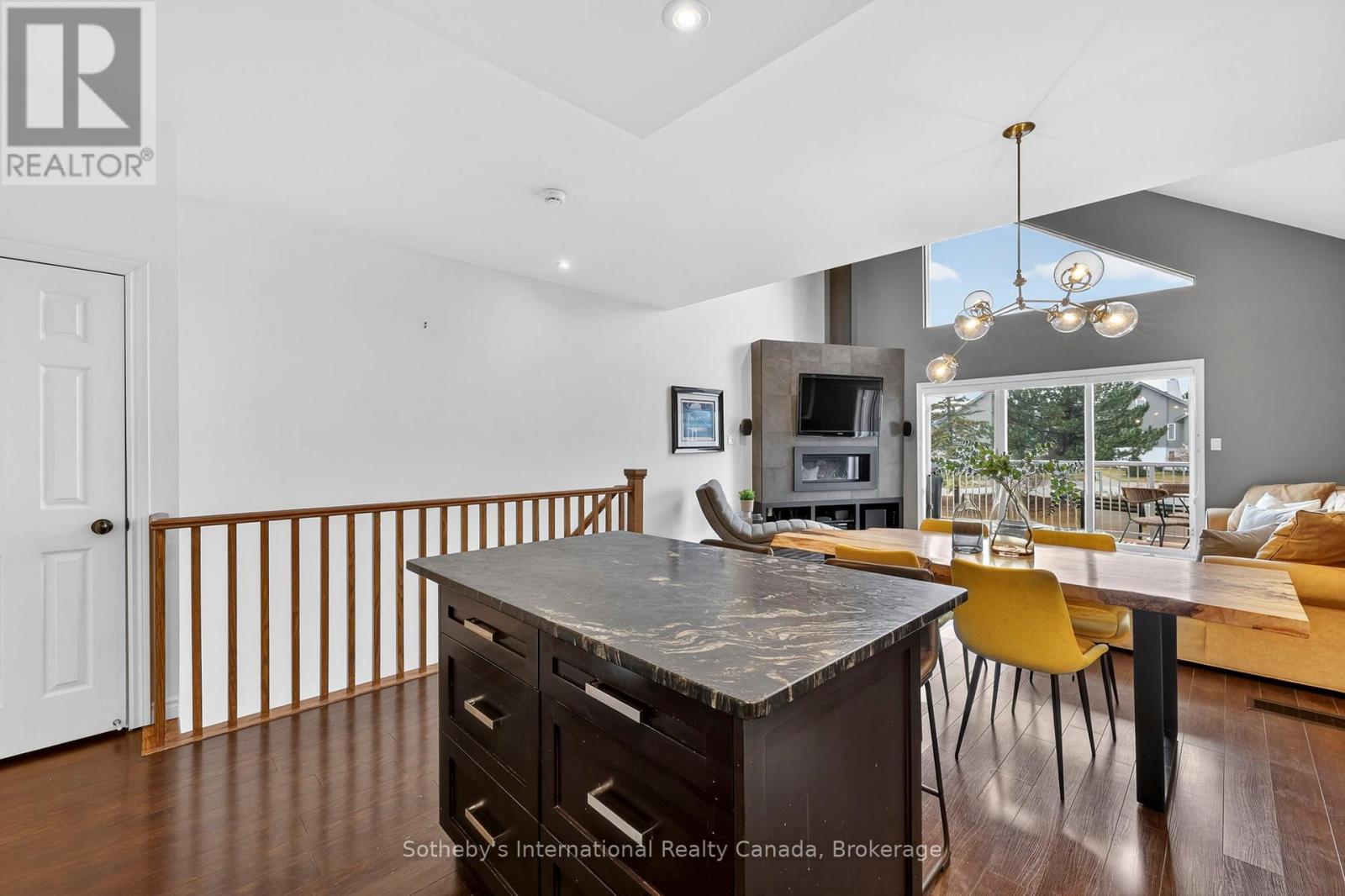 10 - 110 Kellie's Way, Blue Mountains, Ontario  L9Y 0L6 - Photo 23 - X12955934