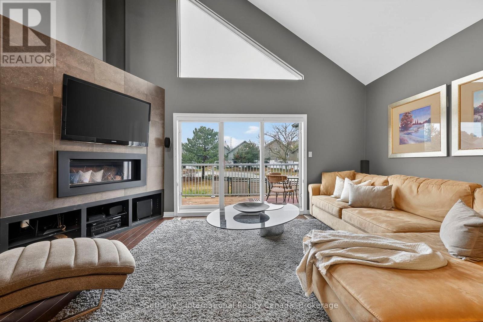 10 - 110 Kellie's Way, Blue Mountains, Ontario  L9Y 0L6 - Photo 5 - X12955934