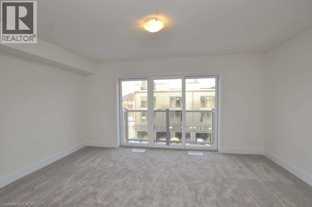 261 Skinner Road Unit# 4, Waterdown, Ontario  L0R 2H1 - Photo 3 - 40817579