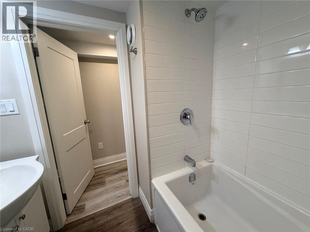 105 Alpine Avenue Unit# (Lower), Hamilton, Ontario  L9A 1A7 - Photo 12 - 40817562