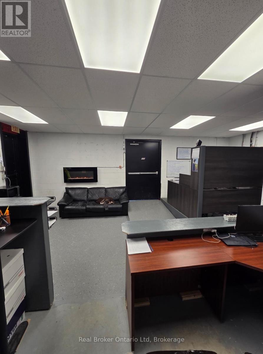 200 - 90 ANNE STREET, Barrie, Ontario