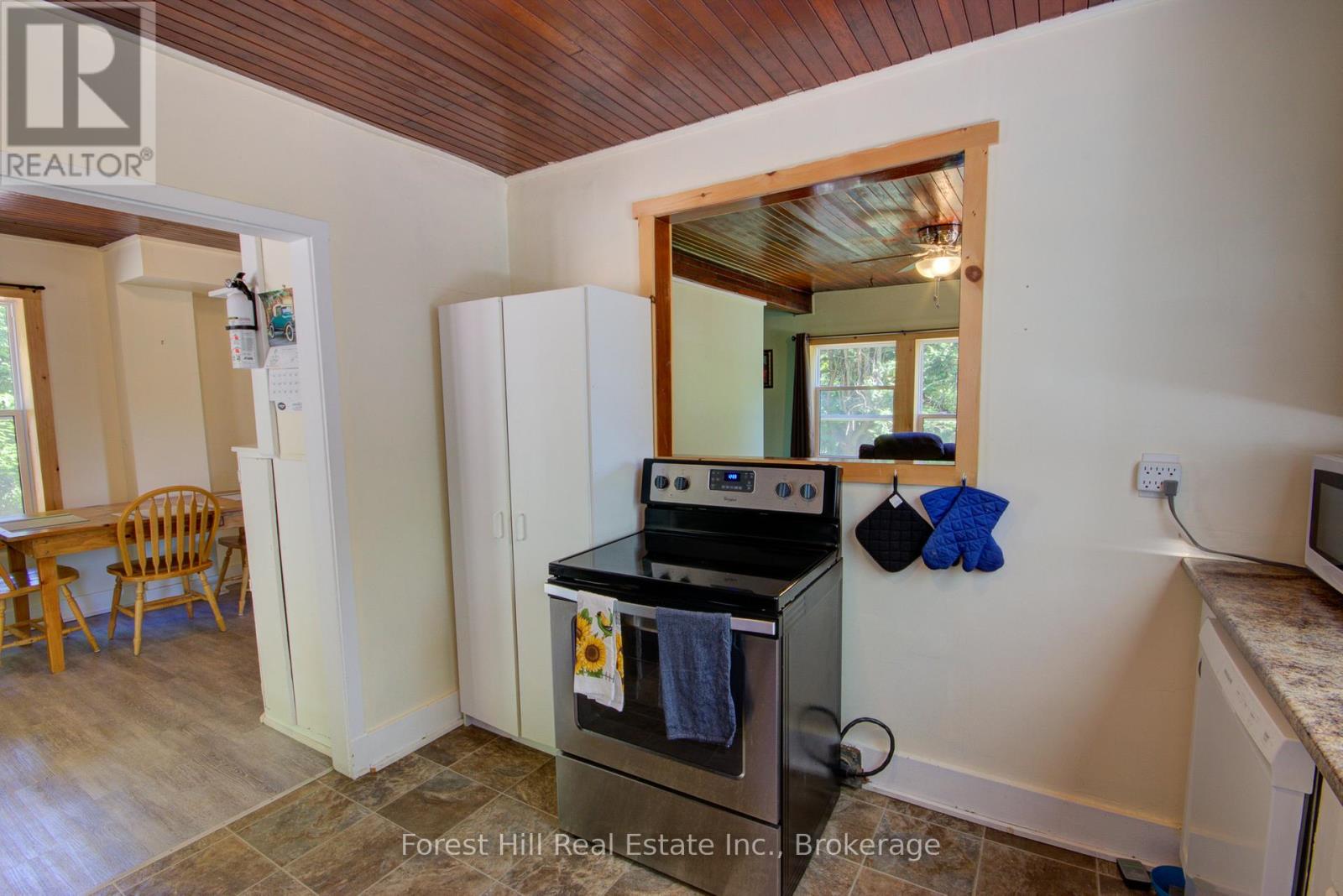 4061 Muskoka Rd 169 Road, Muskoka Lakes, Ontario  P0B 1J0 - Photo 14 - X12956348