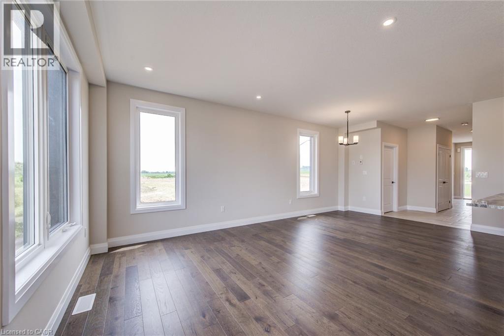 102 Thackeray Way, Harriston, Ontario  N0G 1Z0 - Photo 14 - 40817594