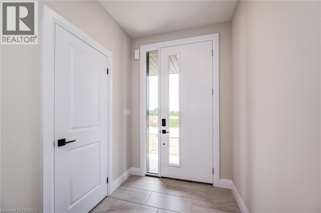 102 Thackeray Way, Harriston, Ontario  N0G 1Z0 - Photo 8 - 40817594