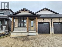104 THACKERAY Way, Harriston, Ontario