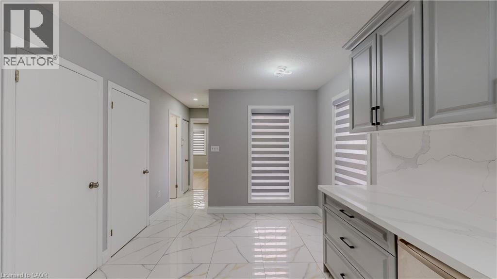 133 Wake Robin Drive, Kitchener, Ontario  N2E 3L6 - Photo 11 - 40817600