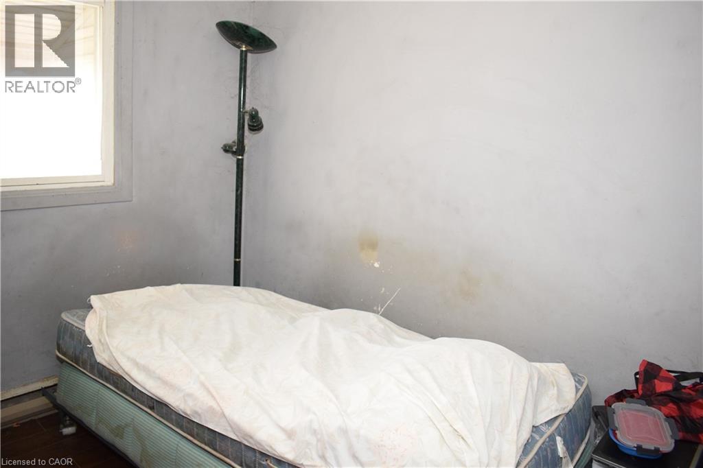 249 Cedarbrae Avenue Unit# 1, Waterloo, Ontario  N2L 4S8 - Photo 21 - 40817602