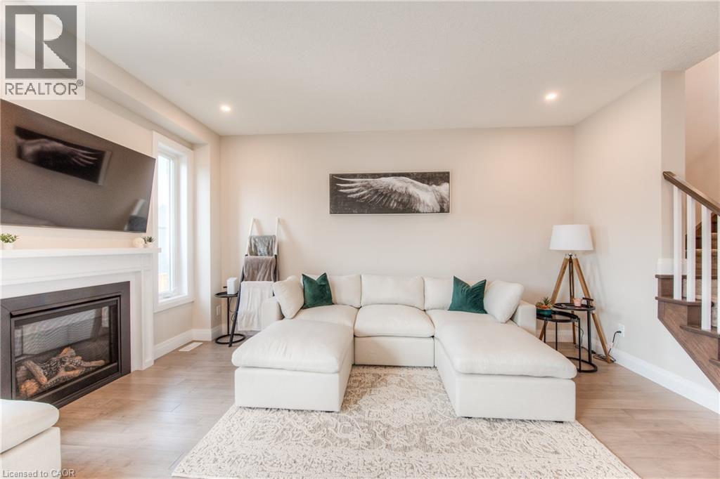 537 Valhalla Crescent Unit# A, Waterloo, Ontario  N2T 2J7 - Photo 11 - 40817550