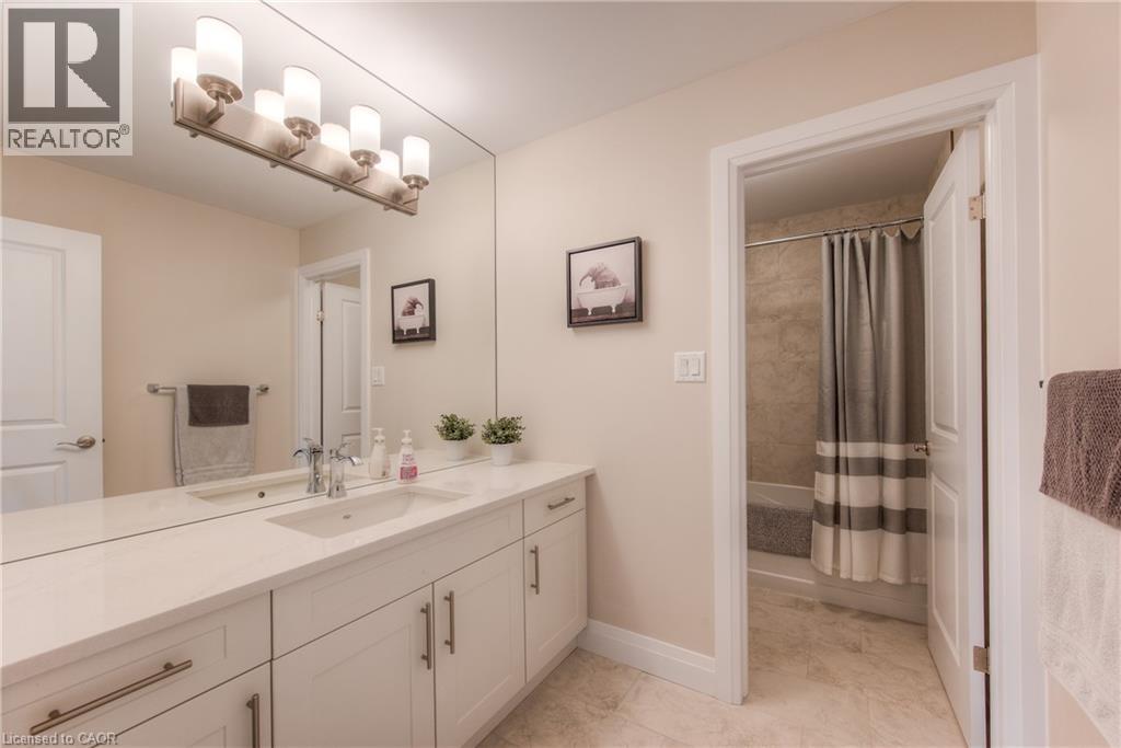 537 Valhalla Crescent Unit# A, Waterloo, Ontario  N2T 2J7 - Photo 41 - 40817550