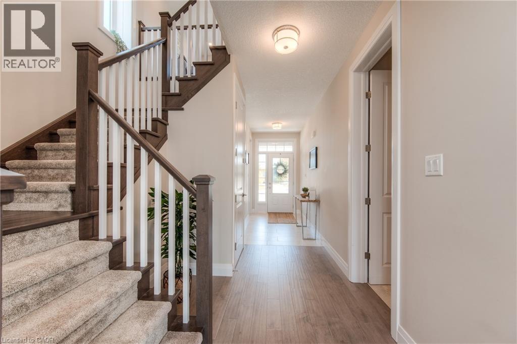 537 Valhalla Crescent Unit# A, Waterloo, Ontario  N2T 2J7 - Photo 8 - 40817550