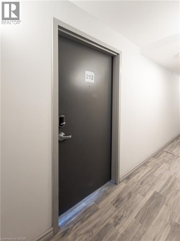 275 Larch Street Unit# F212, Waterloo, Ontario  N2L 3R2 - Photo 18 - 40814621