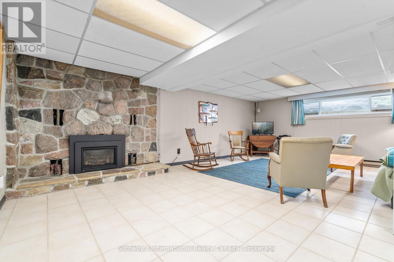 230 Alexander Street, Gravenhurst, Ontario  P1P 1A6 - Photo 23 - X12956778