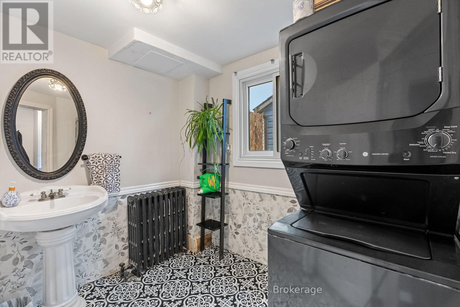 112 Goderich Street W, Huron East, Ontario  N0K 1W0 - Photo 18 - X12956850