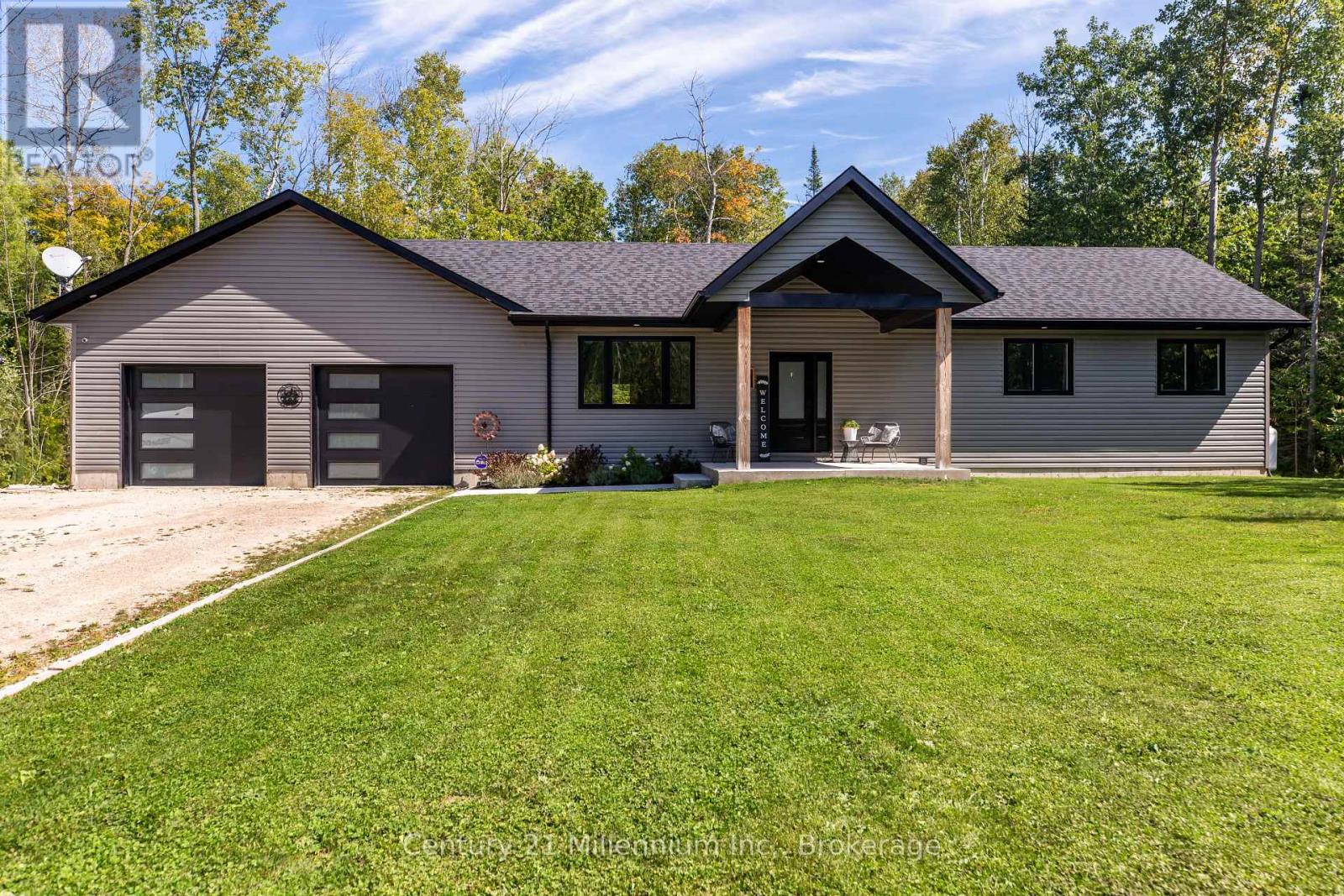 23 HEMLOCK ROAD, South Bruce Peninsula, Ontario