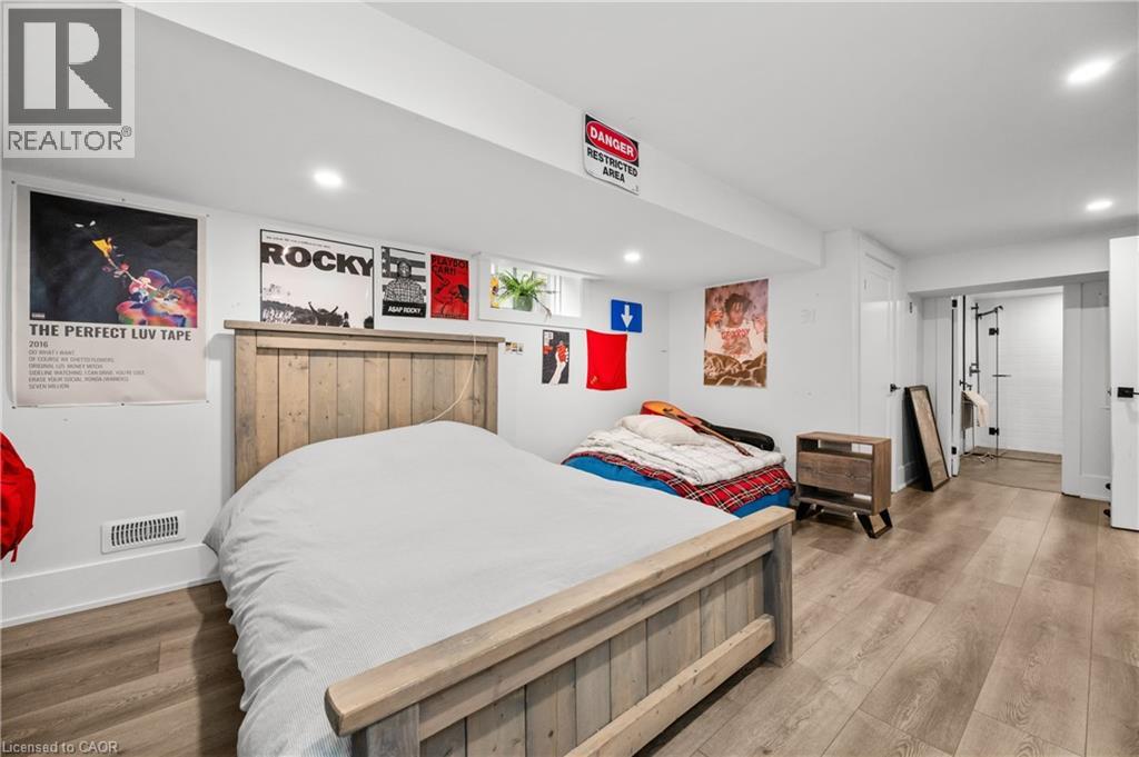 1390 Halifax Place, Burlington, Ontario  L7S 1J6 - Photo 27 - 40817630