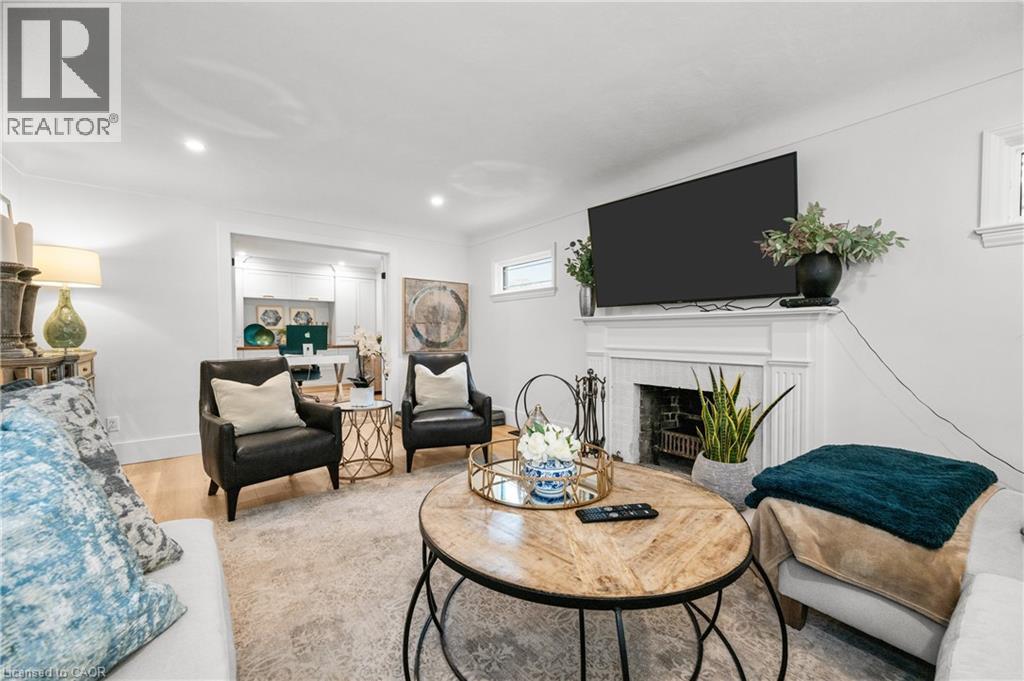 1390 Halifax Place, Burlington, Ontario  L7S 1J6 - Photo 7 - 40817630