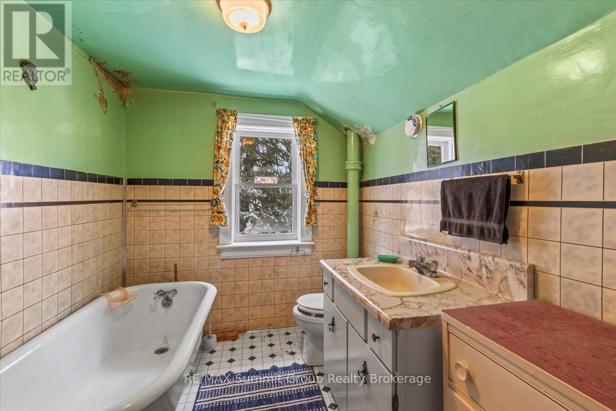 595181 4th Line, Blue Mountains, Ontario  N0H 2E0 - Photo 15 - X12957626