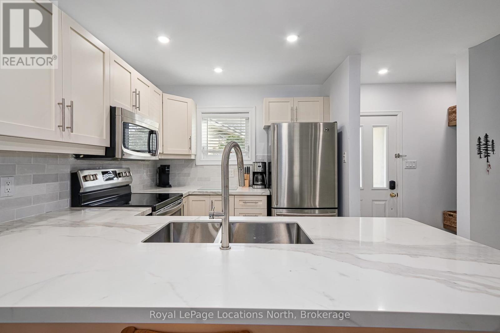 69 - 100 Alice Street W, Blue Mountains, Ontario  N0H 2P0 - Photo 6 - X12957634