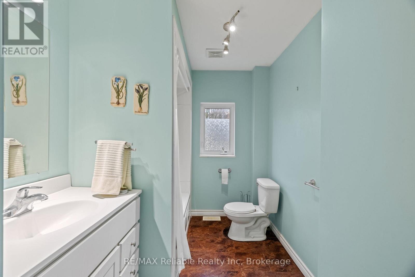 122 Victoria Street, Huron East, Ontario  N0K 1W0 - Photo 16 - X12957756