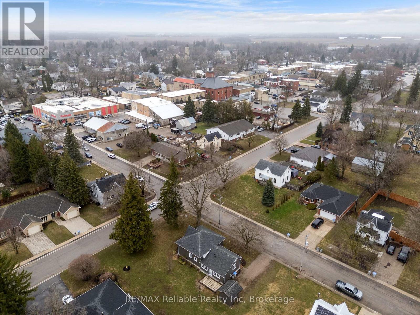 122 Victoria Street, Huron East, Ontario  N0K 1W0 - Photo 39 - X12957756