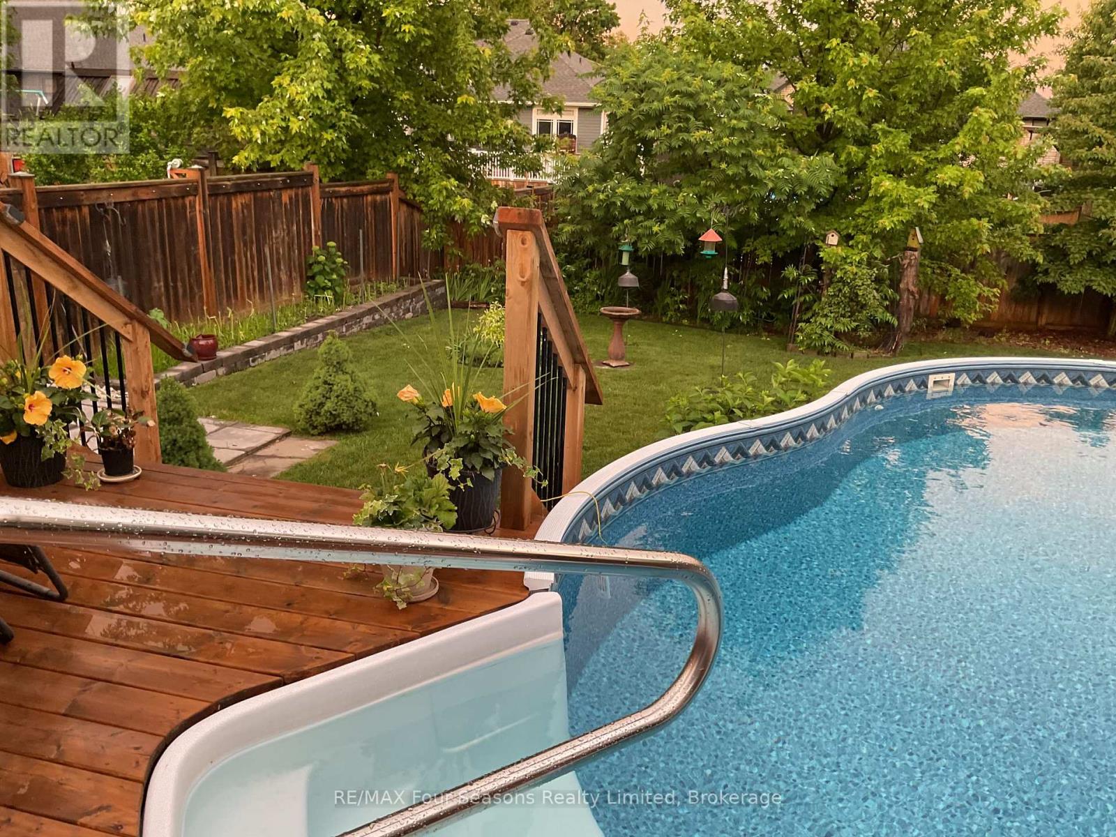 26 Fenton Drive, Saugeen Shores, Ontario  N0H 2C6 - Photo 8 - X12957948