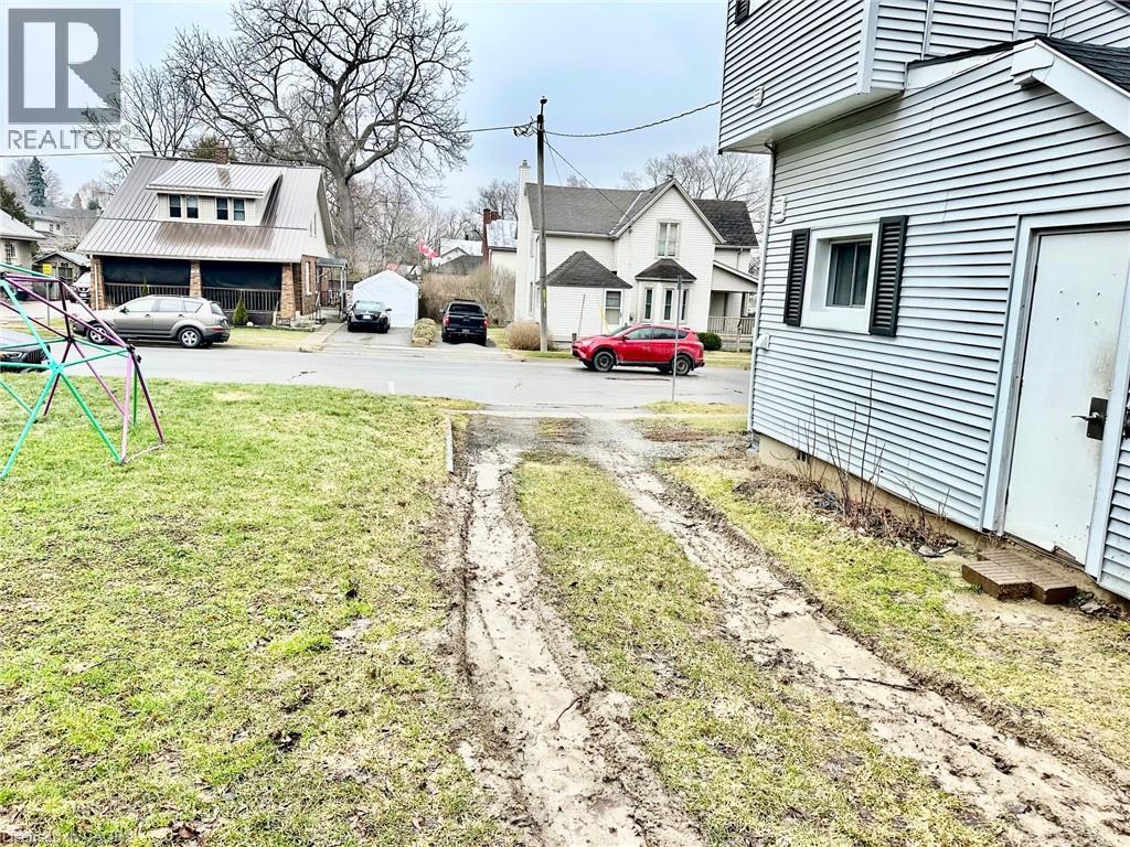 252 Robinson Street, Simcoe, Ontario  N3Y 1X5 - Photo 38 - 40814637