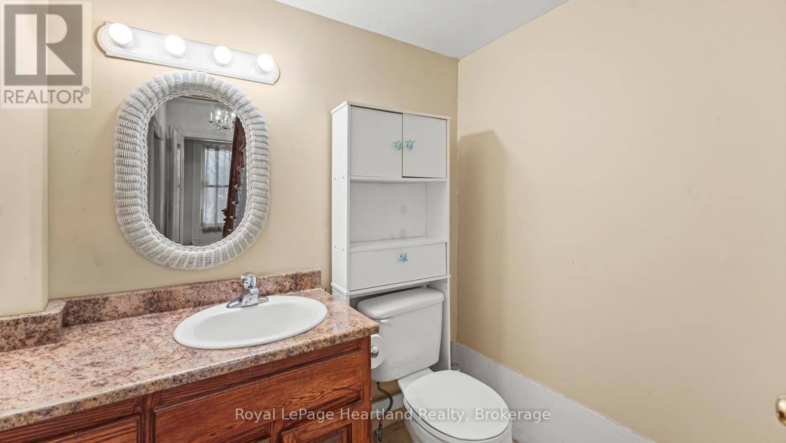 190 Albert Street, Central Huron, Ontario  N0M 1L0 - Photo 15 - X12958258