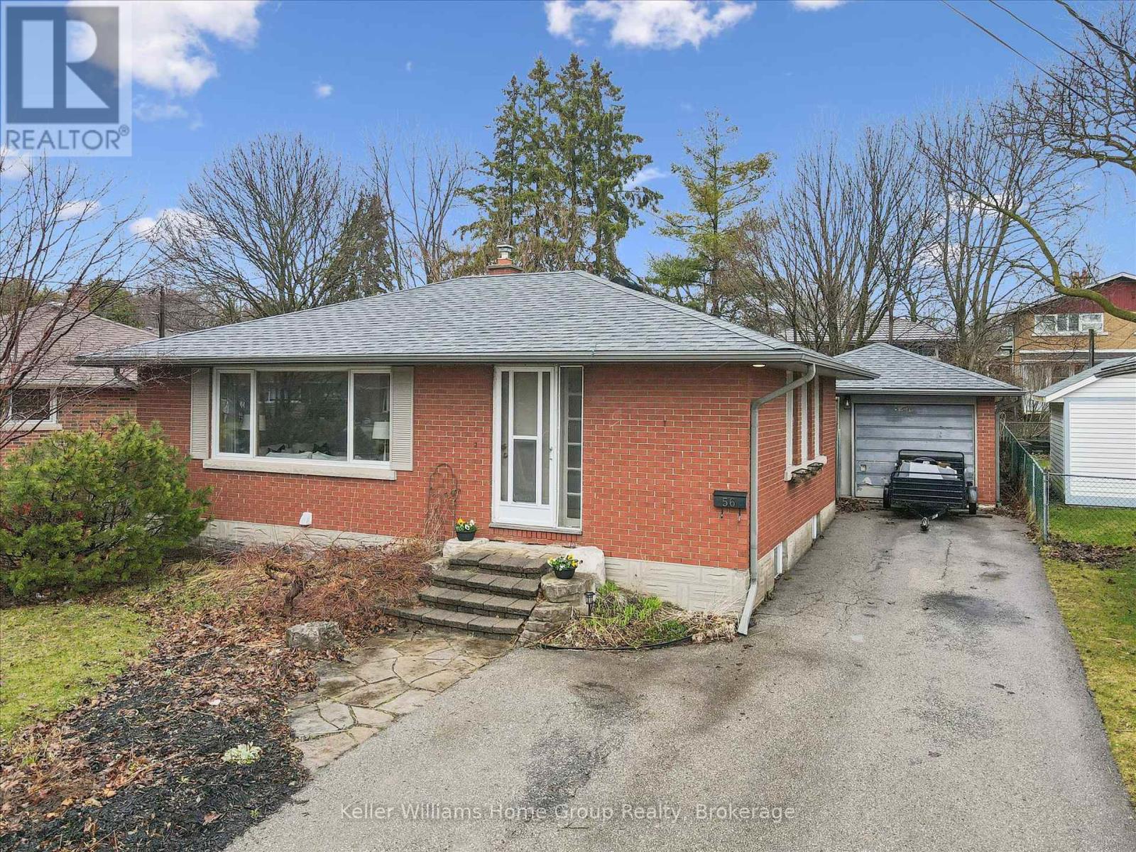 56 Ottawa Crescent, Guelph, Ontario  N1E 2A9 - Photo 4 - X12958676