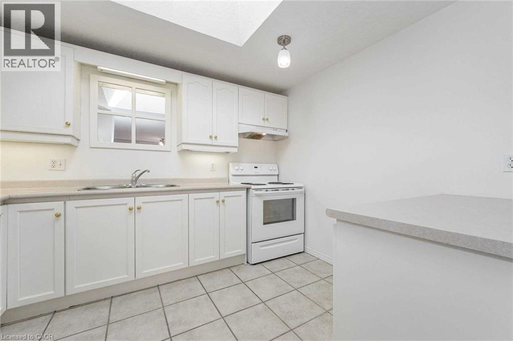 51 Boulder Crescent Unit# Upper, Guelph, Ontario  N1G 5A2 - Photo 12 - 40817717