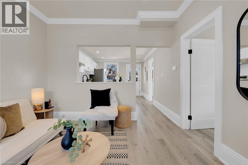 70 Robins Avenue, Hamilton, Ontario  L8H 4N4 - Photo 10 - 40817705