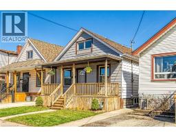 70 ROBINS Avenue, Hamilton, Ontario