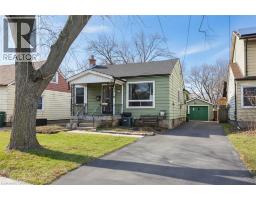 376 TRAGINA Avenue N, Hamilton, Ontario