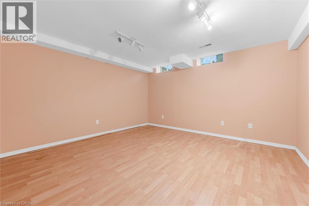 10 Davidson Boulevard Unit# 1, Dundas, Ontario  L9H 7N9 - Photo 28 - 40816644