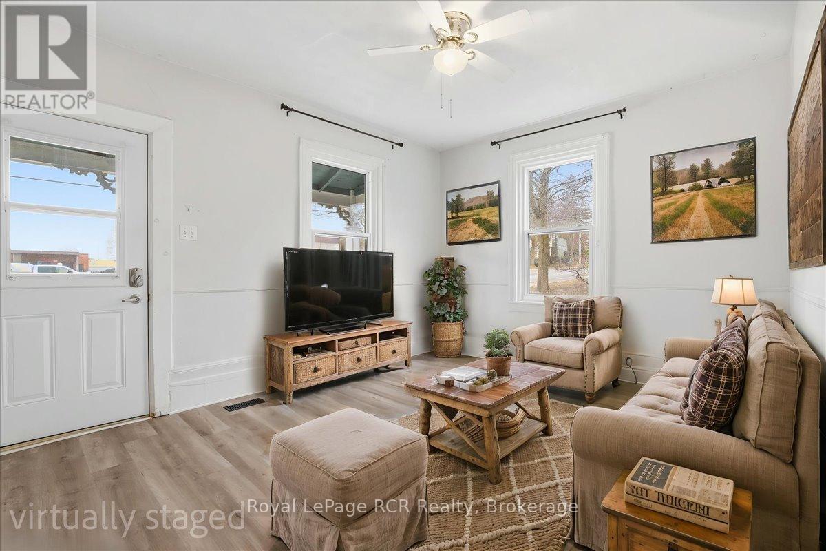 234 Elma Street E, North Perth, Ontario  N4W 2E1 - Photo 10 - X12959568