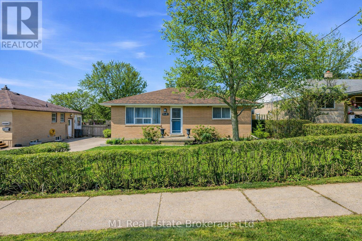 148 VICTORIA ROAD N, Guelph, Ontario