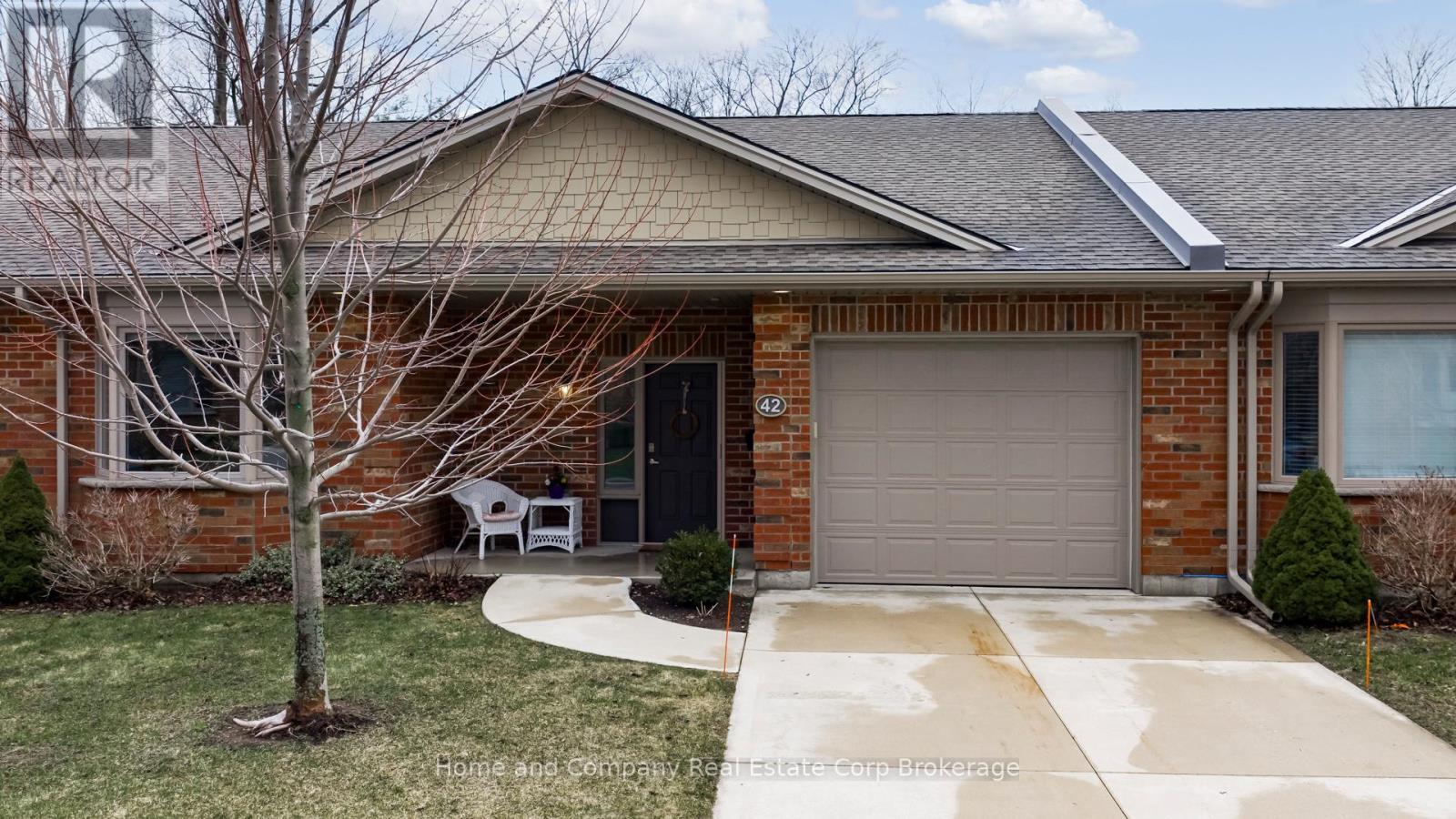 42 BAYFIELD MEWS LANE, Bluewater, Ontario