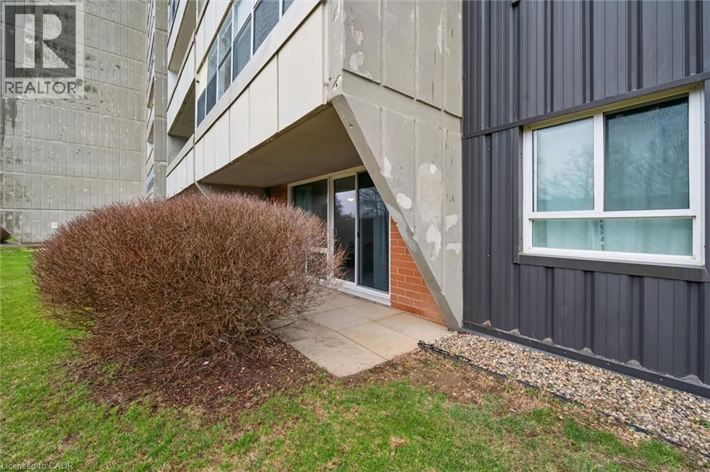 225 Harvard Place Unit# 310, Waterloo, Ontario  N2J 4H4 - Photo 34 - 40813500
