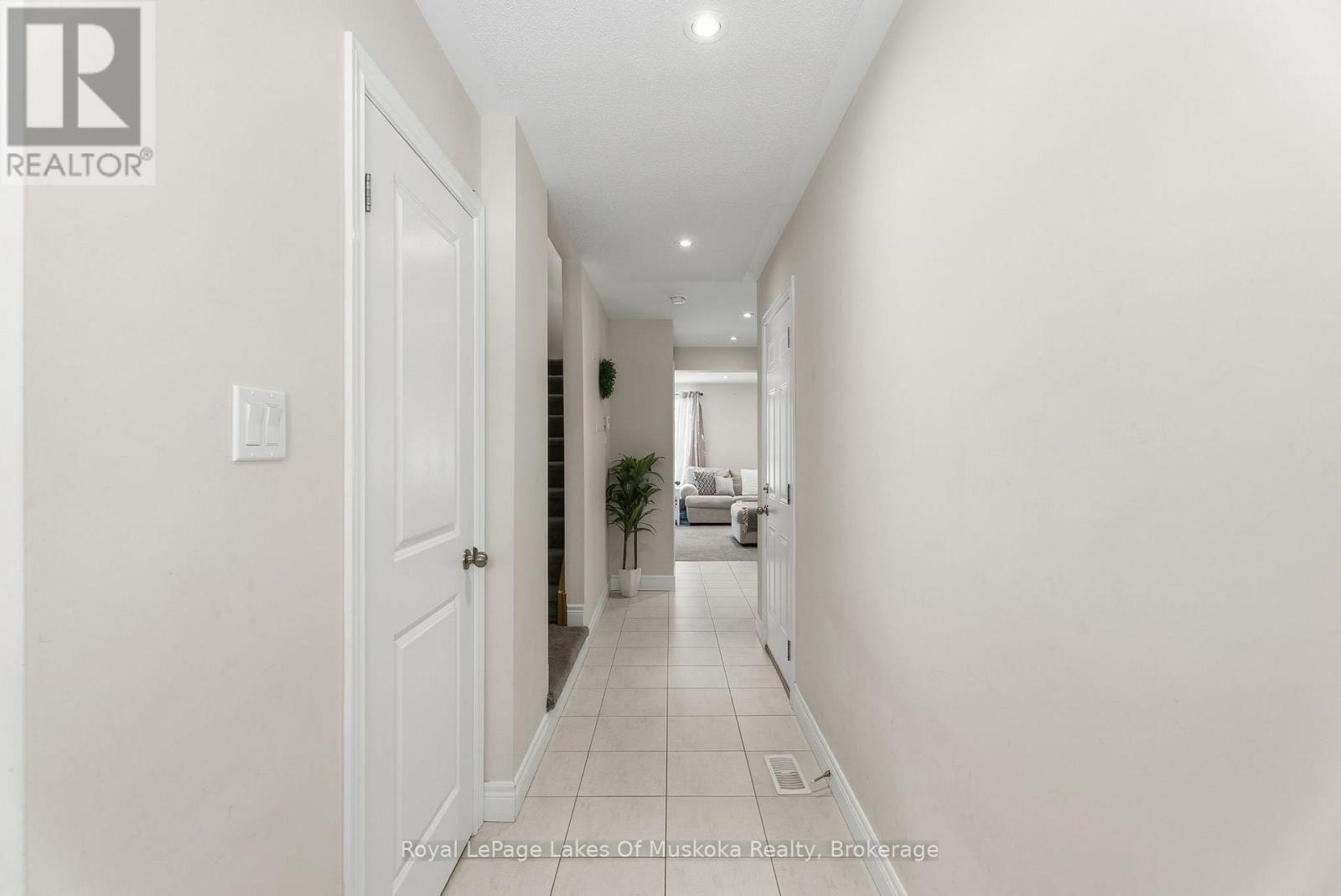 15 Quinn Forest Drive, Bracebridge, Ontario  P1L 0C8 - Photo 10 - X12959840