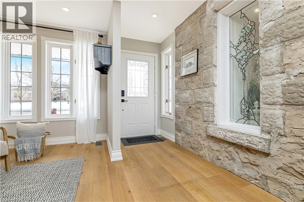 6827 Second Line, Fergus, Ontario  N1M 2W4 - Photo 4 - 40816926