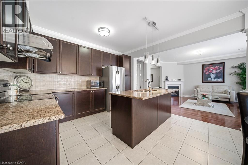 884 Stoutt Crescent, Milton, Ontario  L9T 7R1 - Photo 15 - 40816606