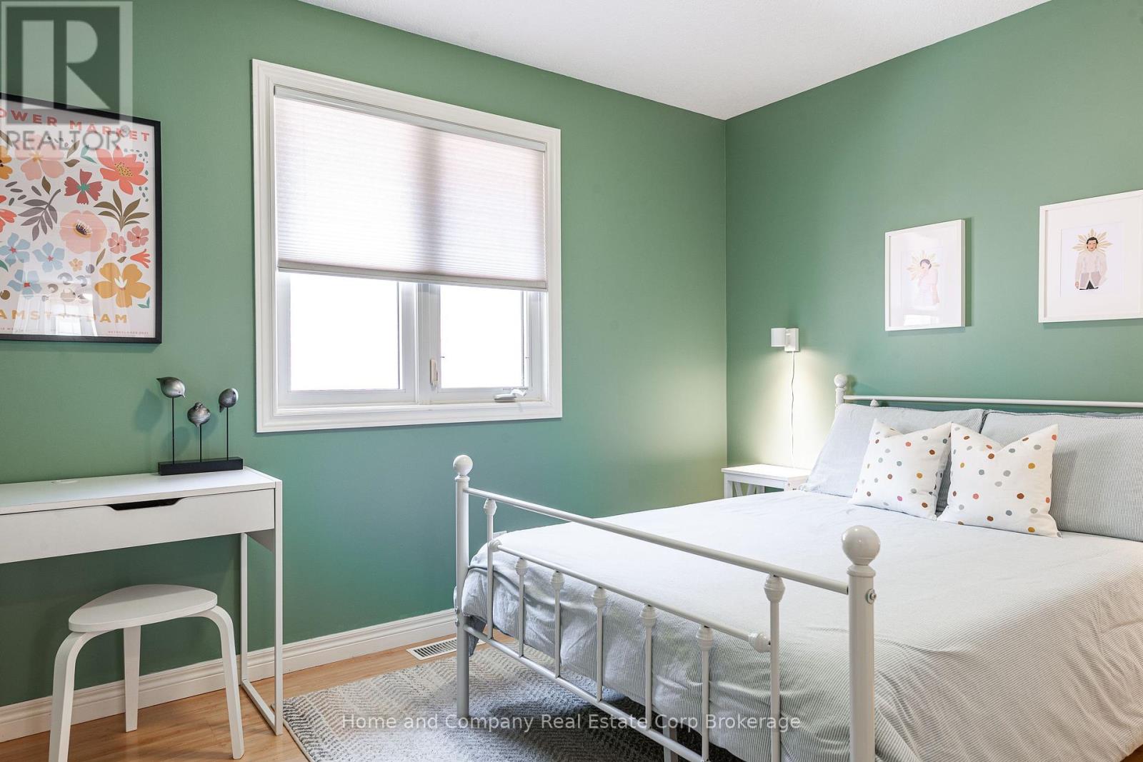 82 Gregory Crescent, Stratford, Ontario  N5A 8A6 - Photo 23 - X12960228