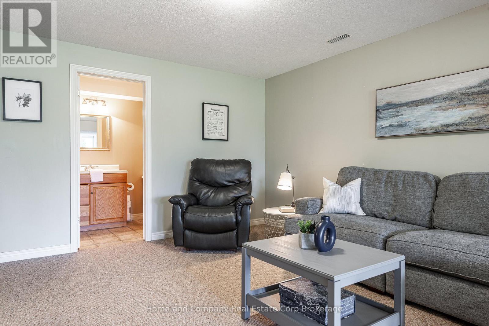 82 Gregory Crescent, Stratford, Ontario  N5A 8A6 - Photo 29 - X12960228