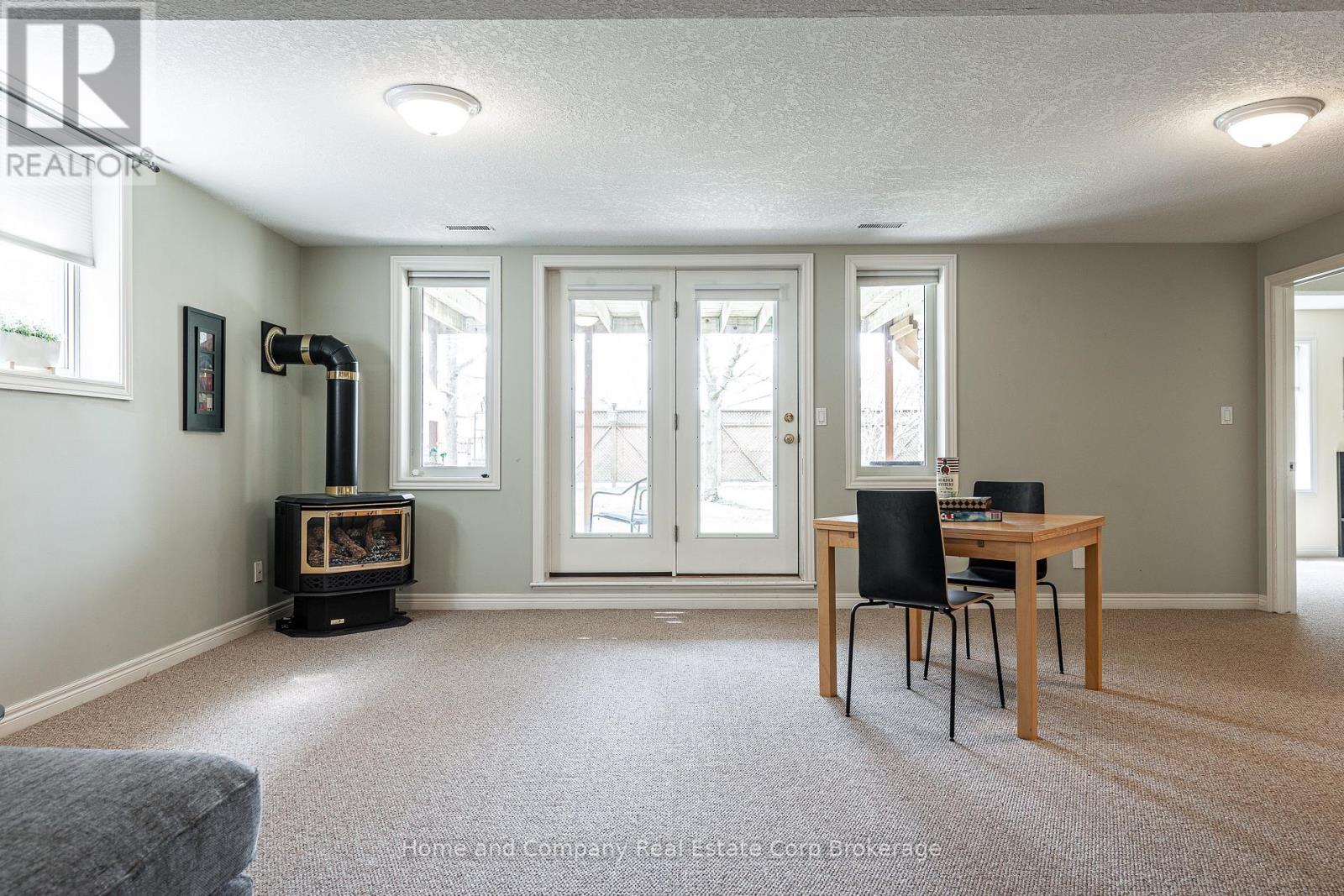 82 Gregory Crescent, Stratford, Ontario  N5A 8A6 - Photo 31 - X12960228