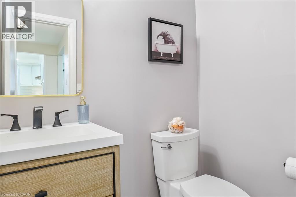 1 Parkway Place, Hamilton, Ontario  L9H 6K3 - Photo 22 - 40816665