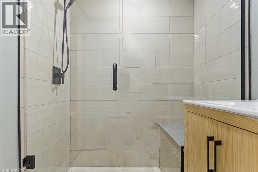 1 Parkway Place, Hamilton, Ontario  L9H 6K3 - Photo 42 - 40816665